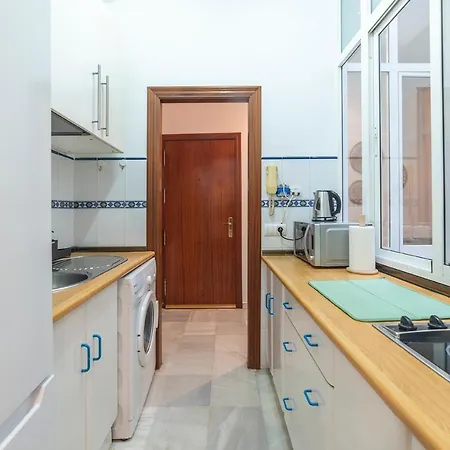 Alohamundi Torres Apartment Seville Exterior photo